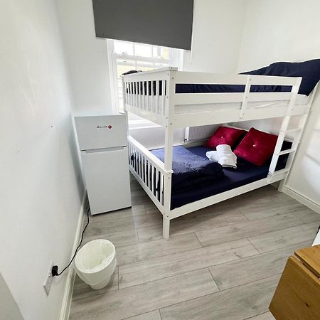 Willesden Green Budget Guesthouse London Exterior photo