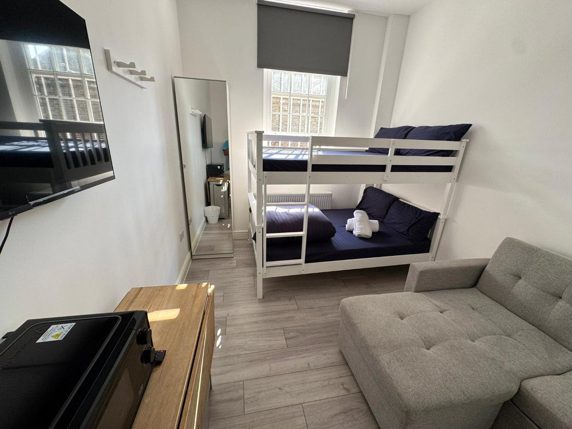 Willesden Green Budget Guesthouse London Exterior photo
